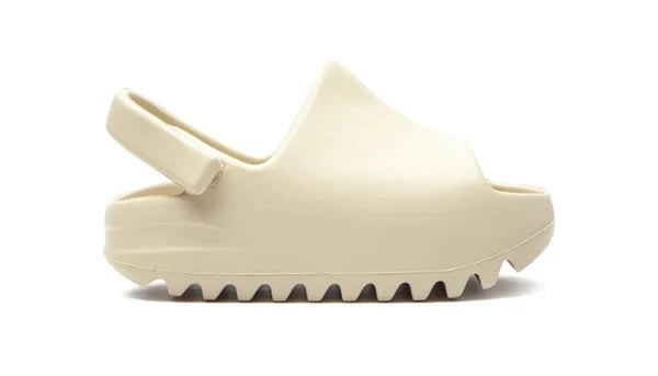 Kids Yeezy ridged slides